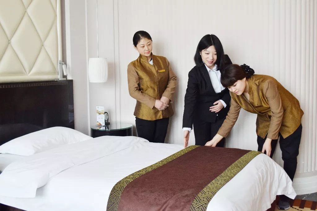 兆丰国际酒店客房部培训风采 聚焦服务与餐饮管理